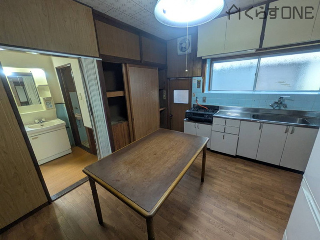 【居間・リビング】 | 姫路市御立中5丁目／中古戸建