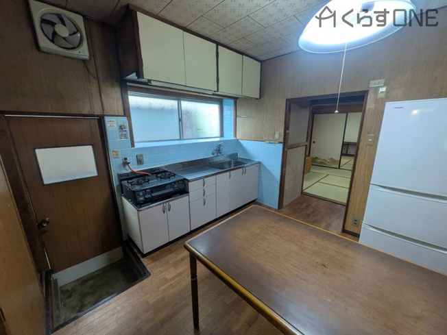 【居間・リビング】 | 姫路市御立中5丁目／中古戸建