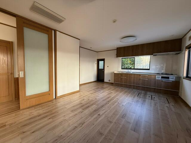 境木町 戸建ての居間・リビング