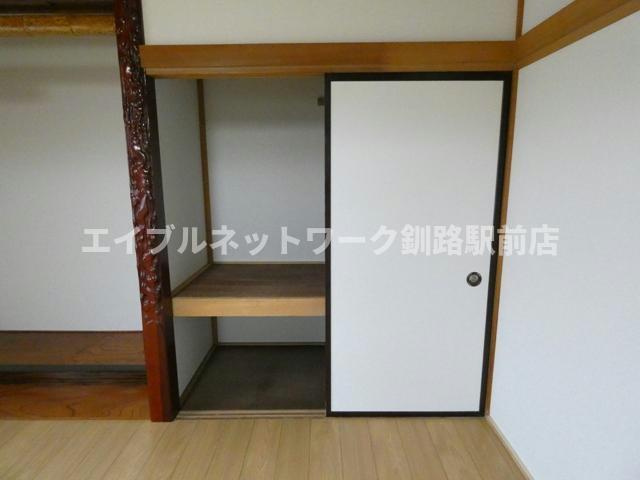 川端町6-24貸家の収納