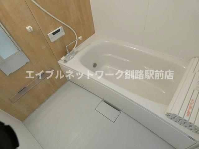 川端町6-24貸家の浴室