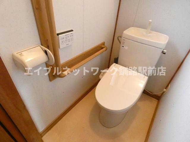 川端町6-24貸家のトイレ