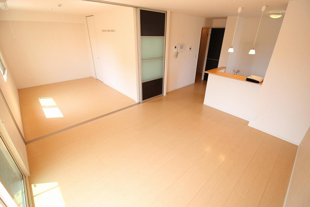 エクセルコートの居間・リビング|※お部屋により仕様が異なる場合があります※