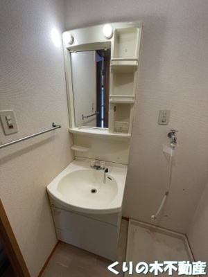 【洗面所】 | オレンジハウス　A棟 | 広い洗面スペース