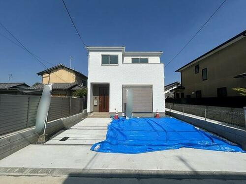 招提元町３丁目　新築一戸建ての駐車場|駐車２台
■物件内覧・資金計画相談・住宅ローン相談、リフォーム相談、お問合せ受付中■
※当日・翌日のご内覧、ご相談はお電話でのお問合せがスムーズです！