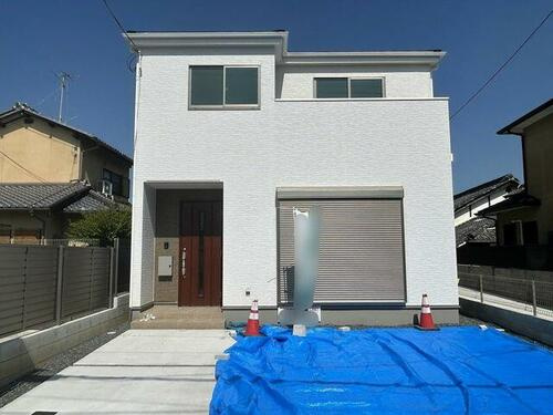 招提元町３丁目　新築一戸建ての外観|新しい生活にいかがでしょうか？外観はお住まいの顔になります。こだわりたいポイントですね。外壁塗装や屋根塗装のご相談も承っております。
■現地内覧・資金計画相談・住宅ローン相談もお問合せ受付中■