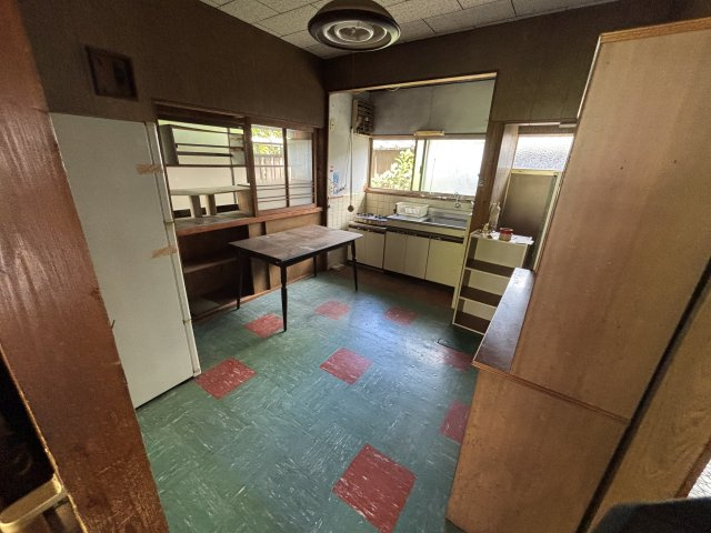 八代市田中東町中古戸建のキッチン