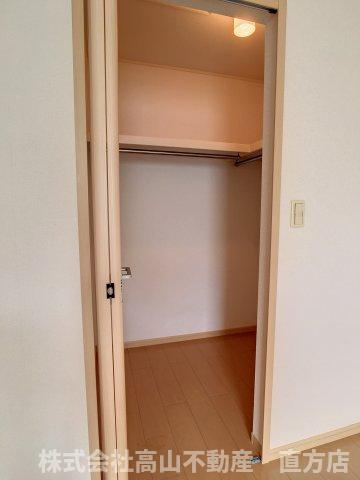 ヴィラ宮ノ前　参番館の収納