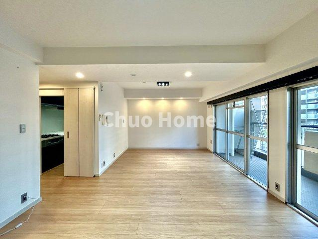 リバーウエストB館の居間・リビング|居間リビング