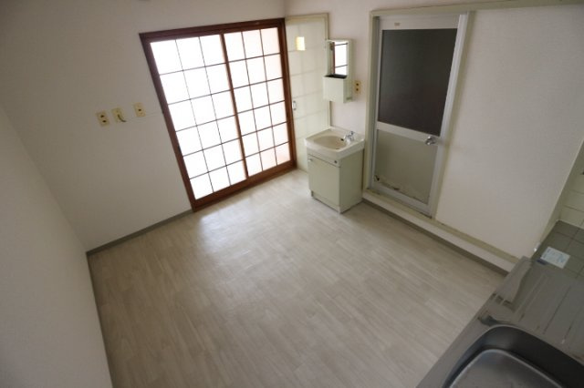 垂水ハイツの居間・リビング