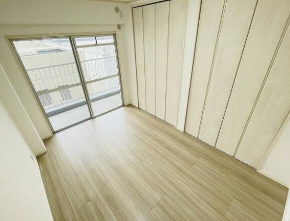 大蔵マンション南博多の洋室