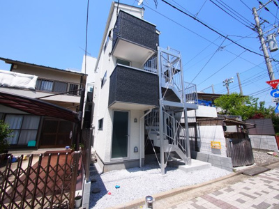 【外観】 | アーベイン南太田 | 2018年完成の設備充実アパート