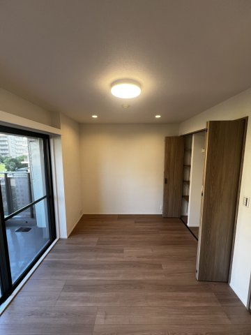 【洋室】ガーデンプラザ新検見川４番館 