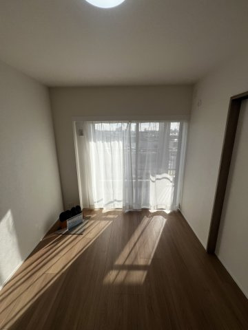 【洋室】ガーデンプラザ新検見川４番館 