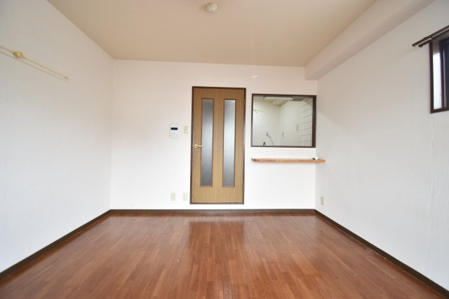 リバティ堺６号館