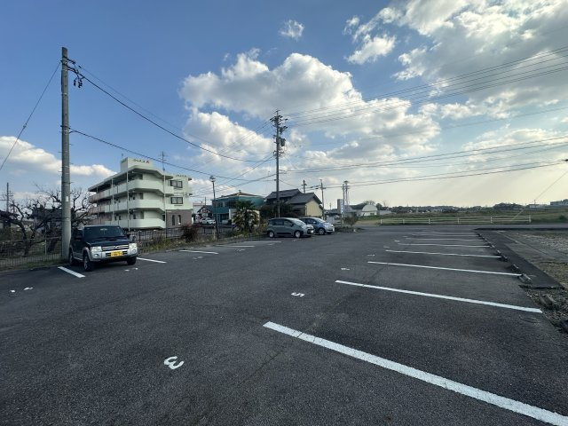 グリーン・テラスの駐車場