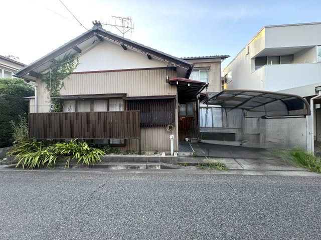 中央区女池3丁目　土地