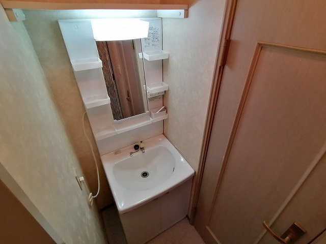 神戸市須磨区平田町５丁目の賃貸マンションの洗面所|独立洗面台