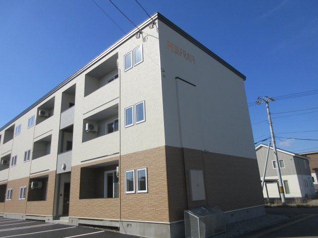 PETA FRAIFの外観