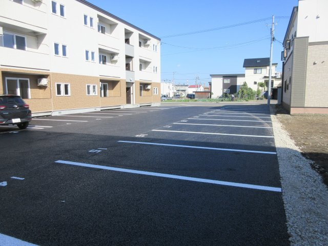PETA FRAIFの駐車場