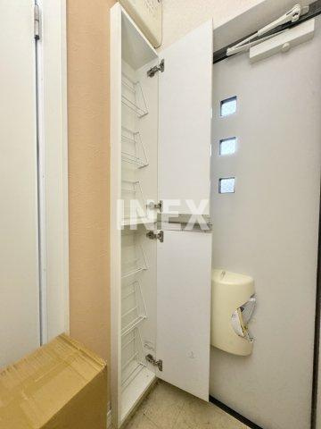 横浜市保土ケ谷区保土ケ谷町１丁目のアパートの収納
