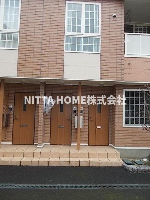 アバンツァートのエントランス|清潔感のあるエントランスです◆