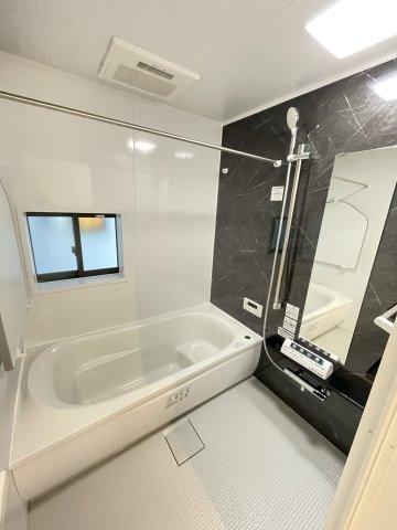 新築戸建・建売　大泉市寄木戸7期　GRAFARE　全5棟の浴室|浴室乾燥機付きで雨の日や花粉の時期でも室内干しができるので安心です！