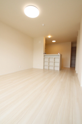 【居間・リビング】 | ホームバリー湯野