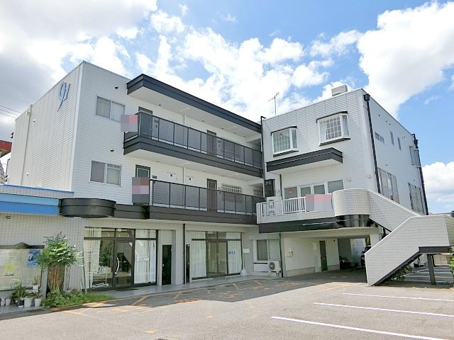 栗東市中沢３丁目の店舗一部