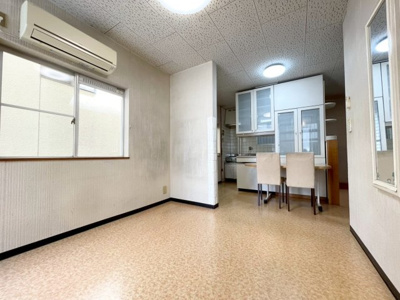 【居間・リビング】 | 高槻市津之江北町　中古戸建