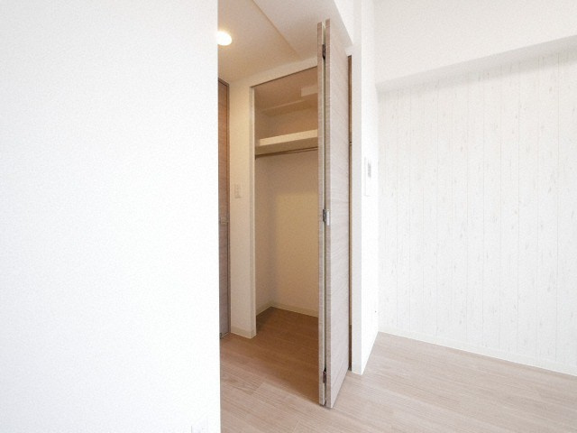 プレサンスOSAKA　DOMECITYクロスティ の収納