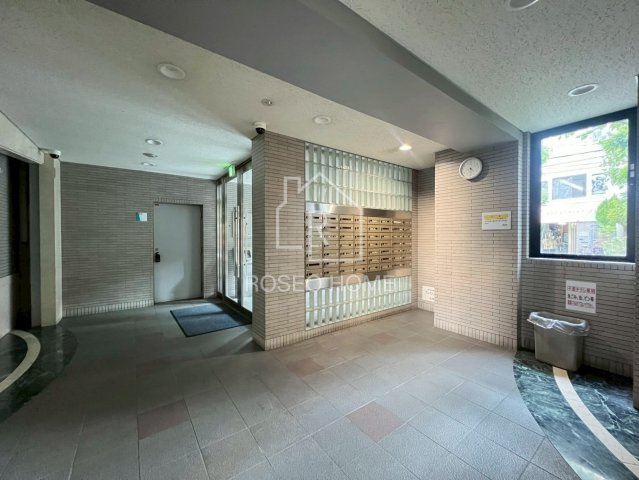 グレイスコート上本町のロビー