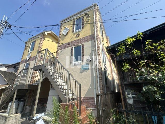 横浜市保土ケ谷区西久保町のアパートの外観