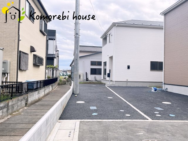 上尾市大谷本郷　第7-Ⅰ期　新築一戸建て　クレイドルガーデン　05の前面道路含む現地写真|撮影：10/09