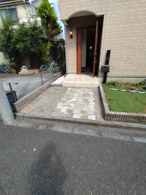 三鷹市牟礼７丁目の中古一戸建の駐車場