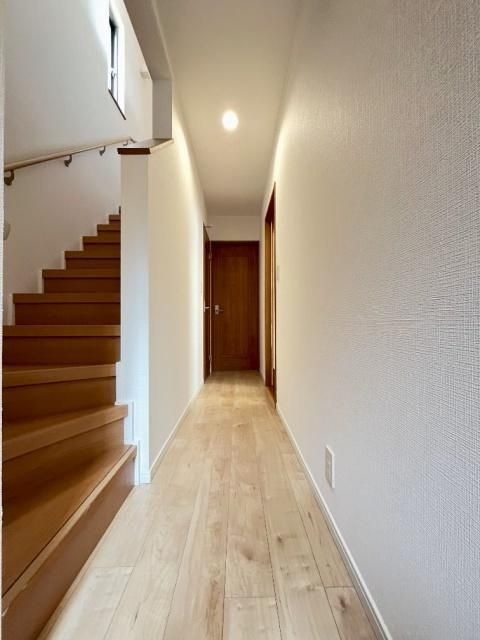 三鷹市牟礼７丁目の中古一戸建の玄関