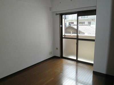 【居間・リビング】 | グランエクセル高師浜 | 居間です