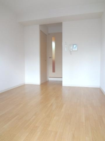 リレイション大国の洋室