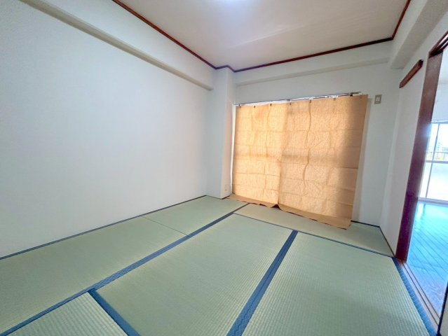 グリーンコーポ西中島の和室