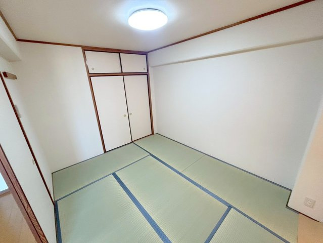 グリーンコーポ西中島の和室