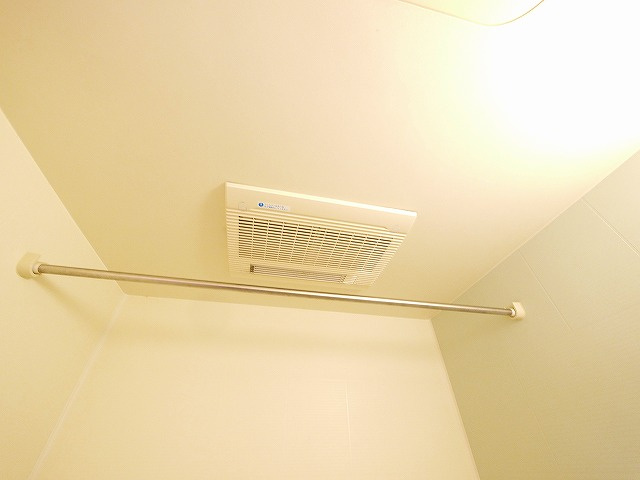 フルールの設備|浴室乾燥機