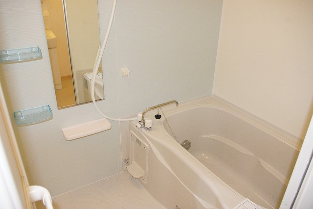 フルールの浴室|ゆったり過ごせるお風呂です