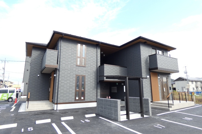 【外観パース】 | グランクレスト湯田