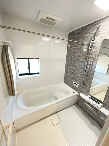 新築戸建・建売　大泉市寄木戸7期　GRAFARE　全5棟の浴室|浴室乾燥機付きで雨の日や花粉の時期でも室内干しができるので安心です！