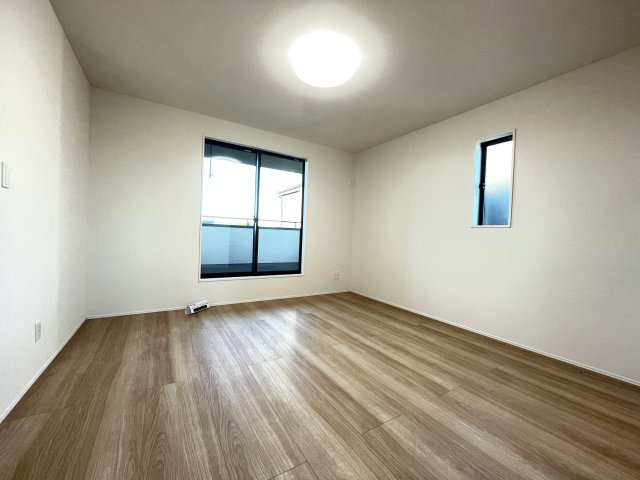 新築戸建・建売　大泉市寄木戸7期　GRAFARE　全5棟の洋室