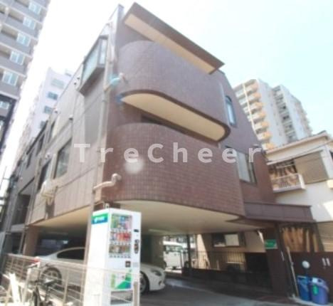 グランドパレス本蓮沼駅前