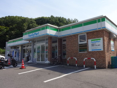 【周辺】 | グラシア寒田 | ファミリーマートまで1700m