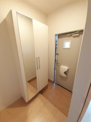 ロアライズⅡの玄関