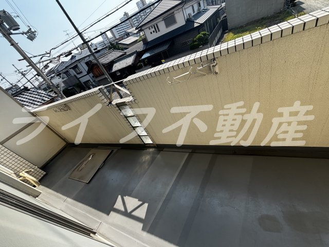 ロアジ花園のバルコニー|暖かな日差しのふりそそぐバルコニー