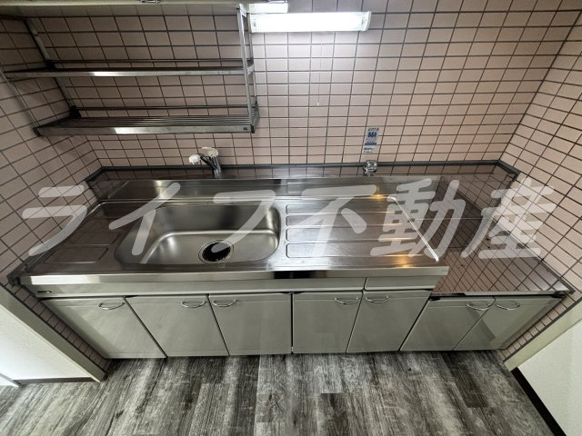 ロアジ花園のキッチン|お料理しやすいキッチンです